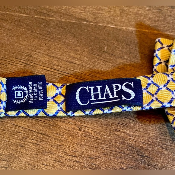 💥Chaps Silk Adjustable Clip Bowtie💥 - Picture 6 of 7